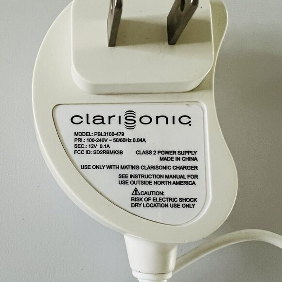 CLARISONIC x KEITH HARING Mia 2 Holiday Love Special Edition With Charger - Picture 8 of 9